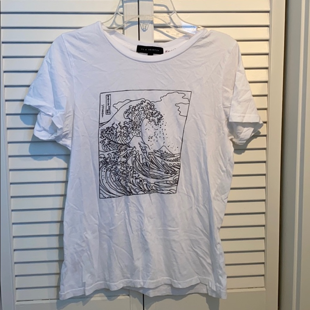 White wave T